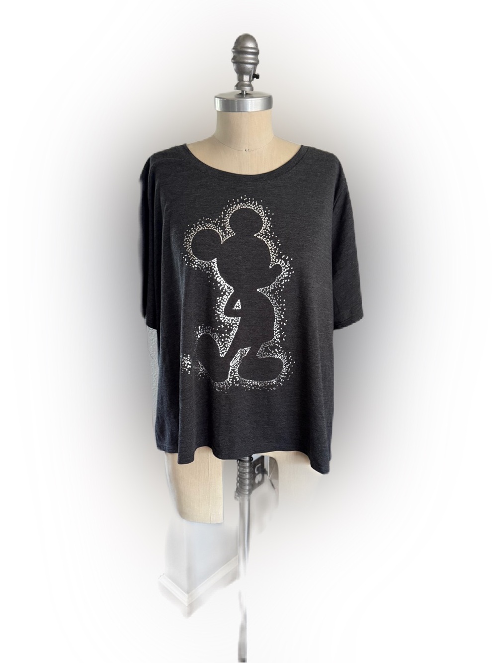 Disney Women’s  Short Sleeve Gray Cropped Mickey Mouse Shirt. Size 1X